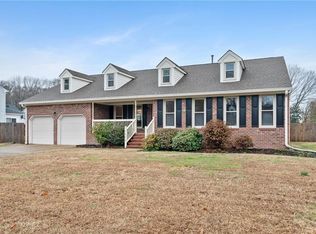 1408 Birch Leaf Rd, Chesapeake, VA 23320