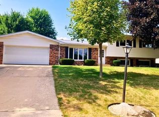103 We Go Trl, Fox Lake, WI 53933