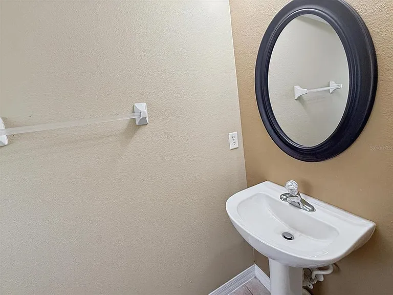 1302 S Beach Cir — Photo 16