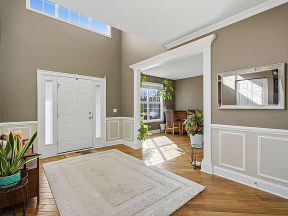 3rd image of 1190 Alpine Ln