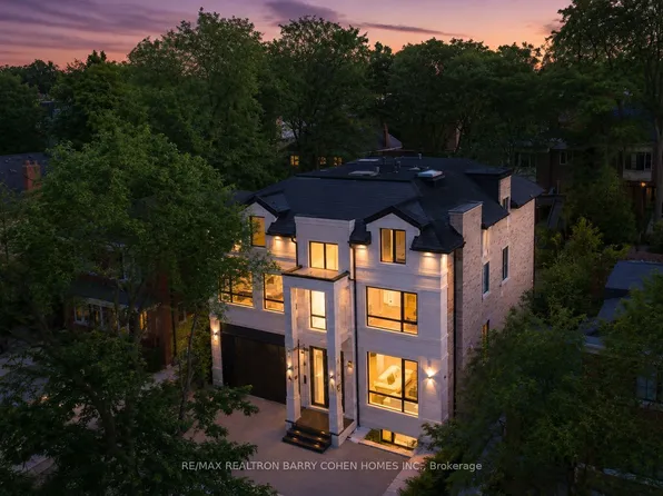 615 Briar Hill Ave, Toronto, ON M5N 1N4