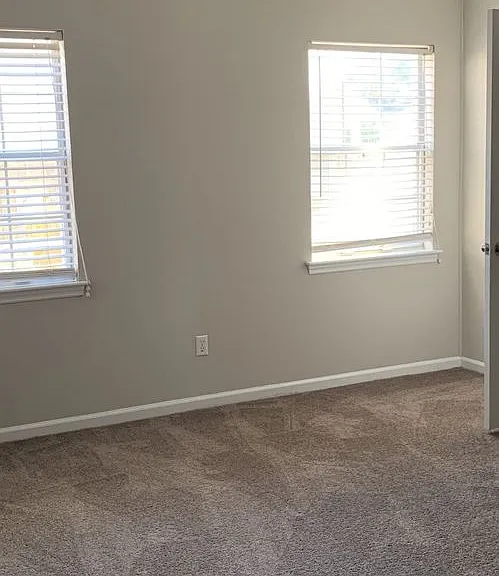 8600 Roanoke Dr — Photo 6