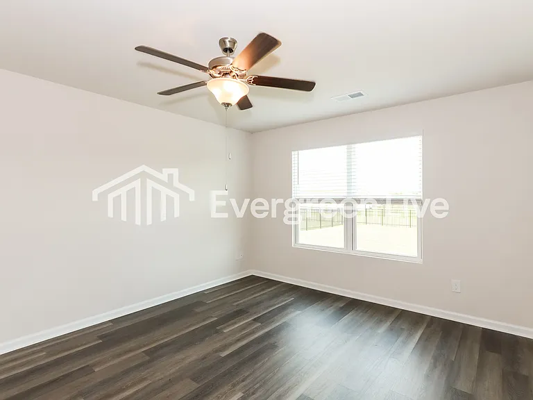 1190 Ridgeford Dr — Photo 8