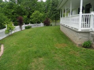 215 Plum Branch Rd, Garrett, KY 41630