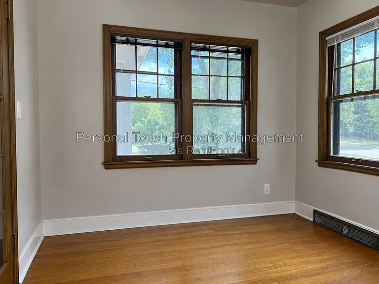 704 8th St S — Photo 22
