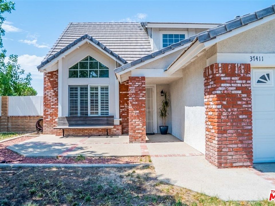 1st image of 37411 Sheffield Dr