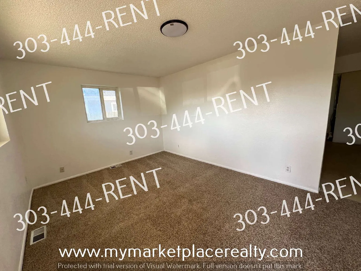 3 bed, 1.0 bath, 910 sqft, $1,795 — Photo 2