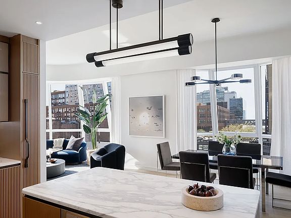 3rd image of 515 18th St #416