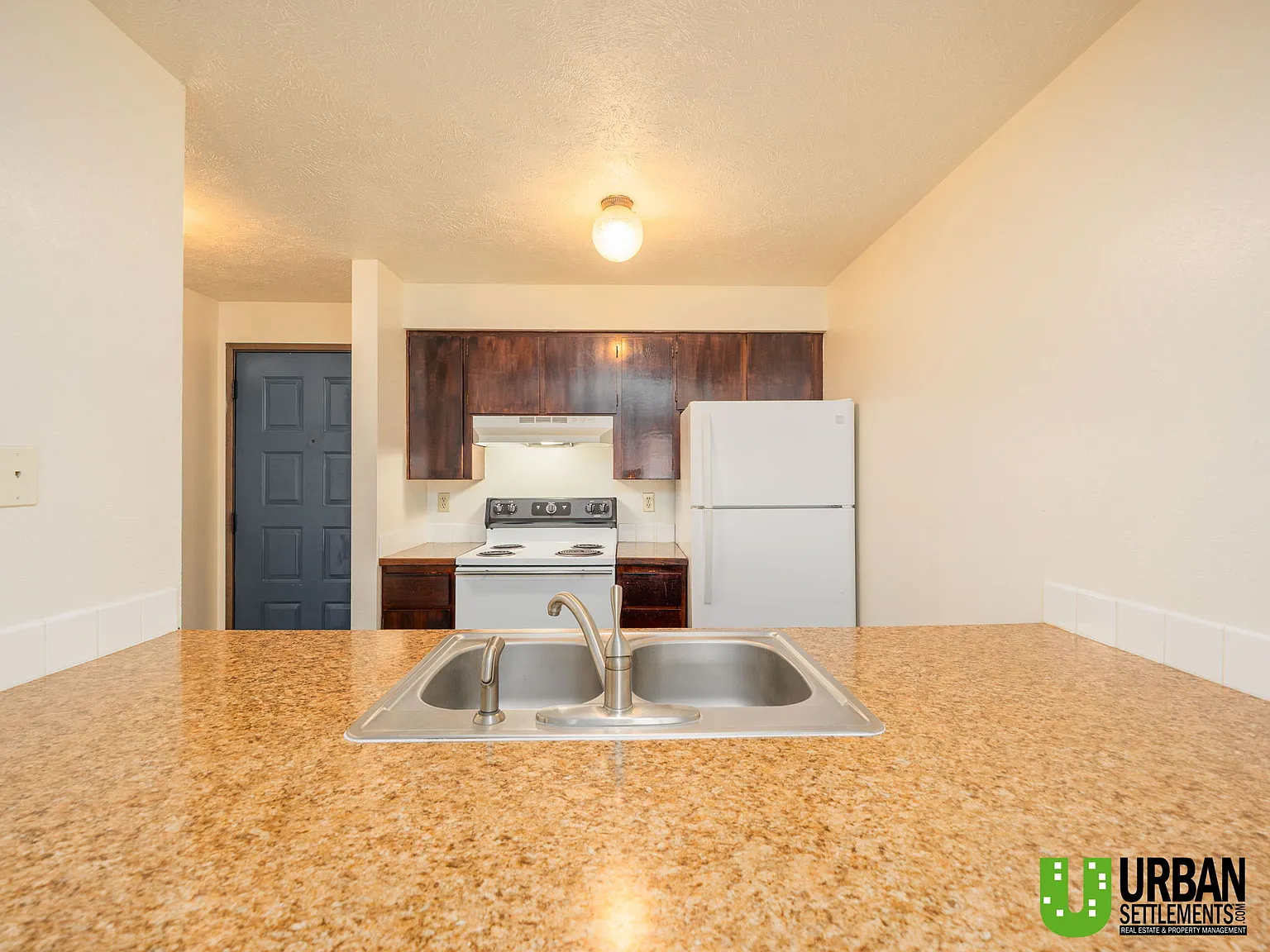 2 bed, 725 sqft, $975 — Photo 3