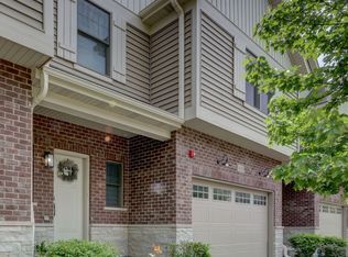 419 W Pierce Rd, Itasca, IL 60143