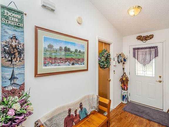 5th image of 4236 Tall Oak Ln