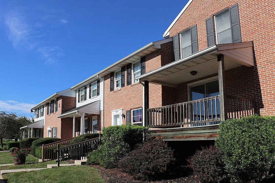 Belair Townhomes — Photo 1
