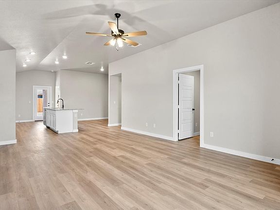 4th image of 3612 Urbana Pl