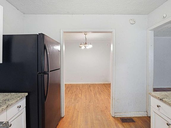 5th image of 3549 Tulip Dr