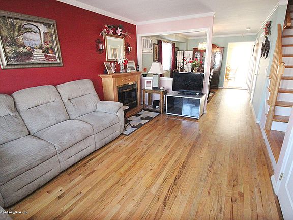 2nd image of 148 Roswell Ave