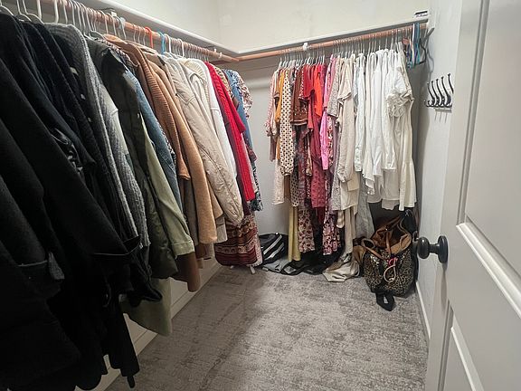 Walk in closet