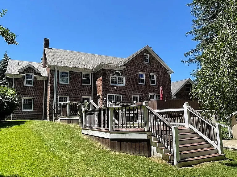5951 Som Center Rd — Photo 10