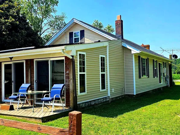 1402 E Sandy Acres Dr, Salisbury, MD 21804