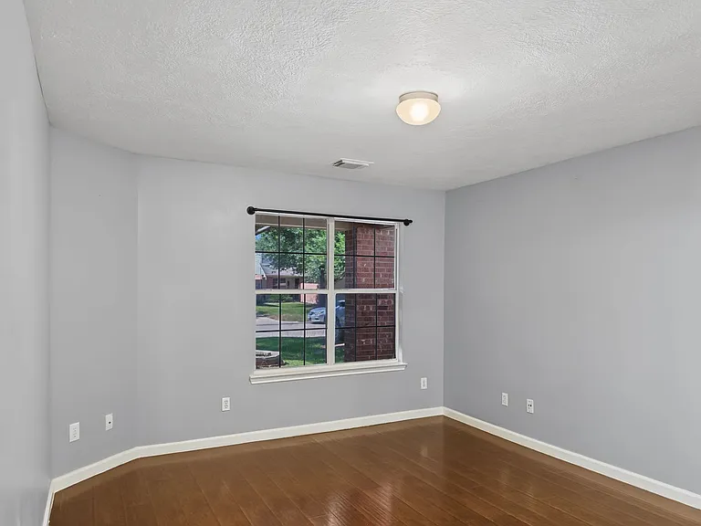 19323 Cypress Peak Ln — Photo 10