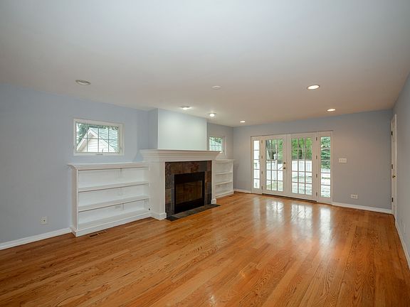 4th image of 4132 N Pittsburgh Ave