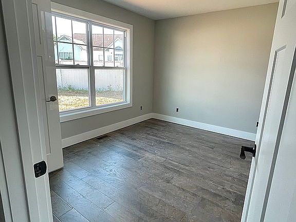 5th image of 1431 Cobblestone Dr