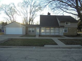 7825 41st Ct, Lyons, IL