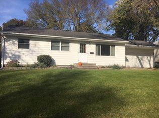 1830 Henderson Dr, Marion, IA 52302