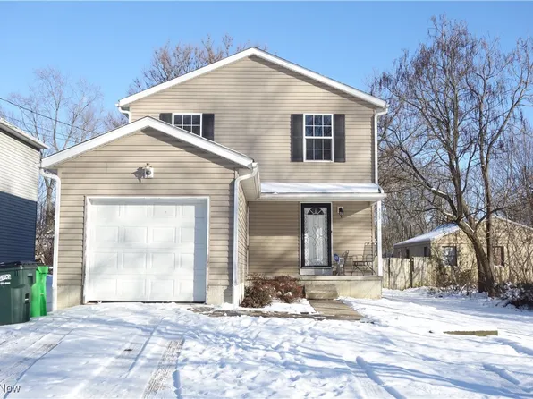 335 College St, Barberton, OH 44203