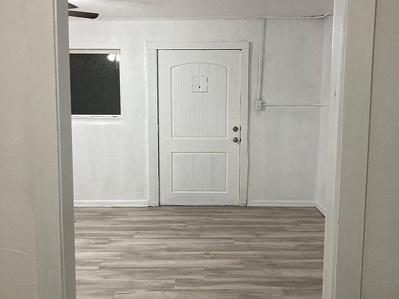 4th image of 2312 Wisconsin St NE #1/2