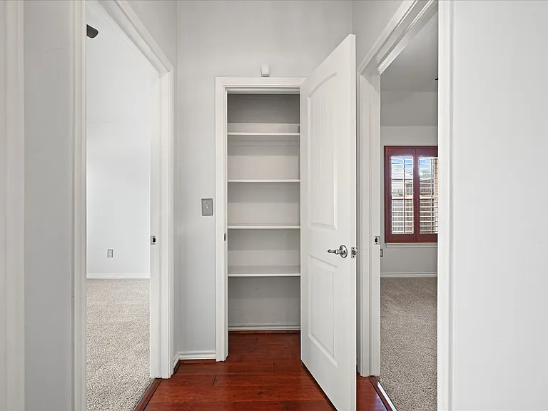 8725 Pikes Peak Rd — Photo 37