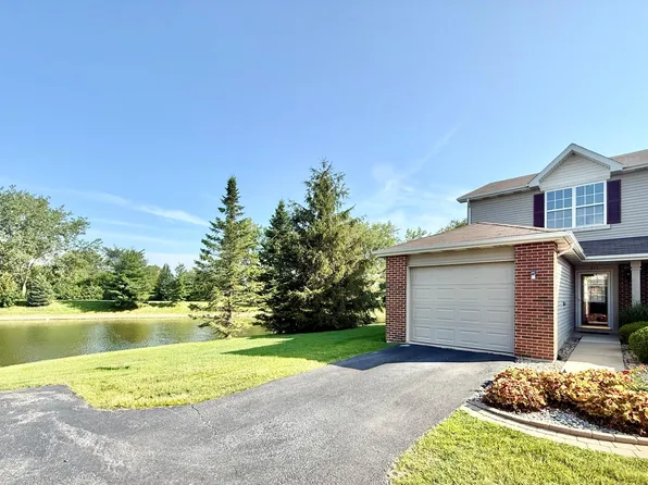 871 Flagstone Dr, Dyer, IN 46311