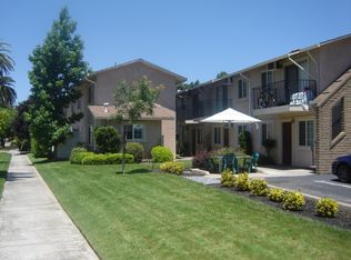 425 W Walnut St #6, Lodi, CA 95240