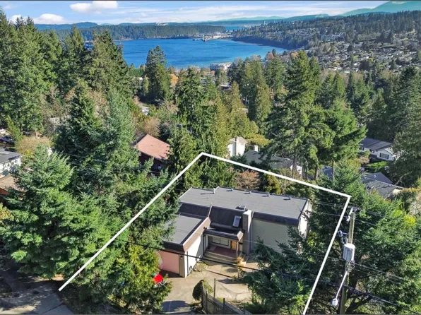 3269 Smugglers Hill Dr, Nanaimo, BC V9T 3V2