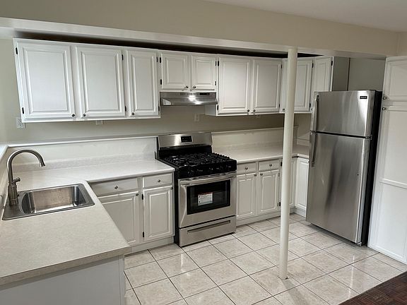 5th image of 731 31st Ave #A