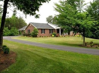 108 Collie Ter, Danville, VA 24541