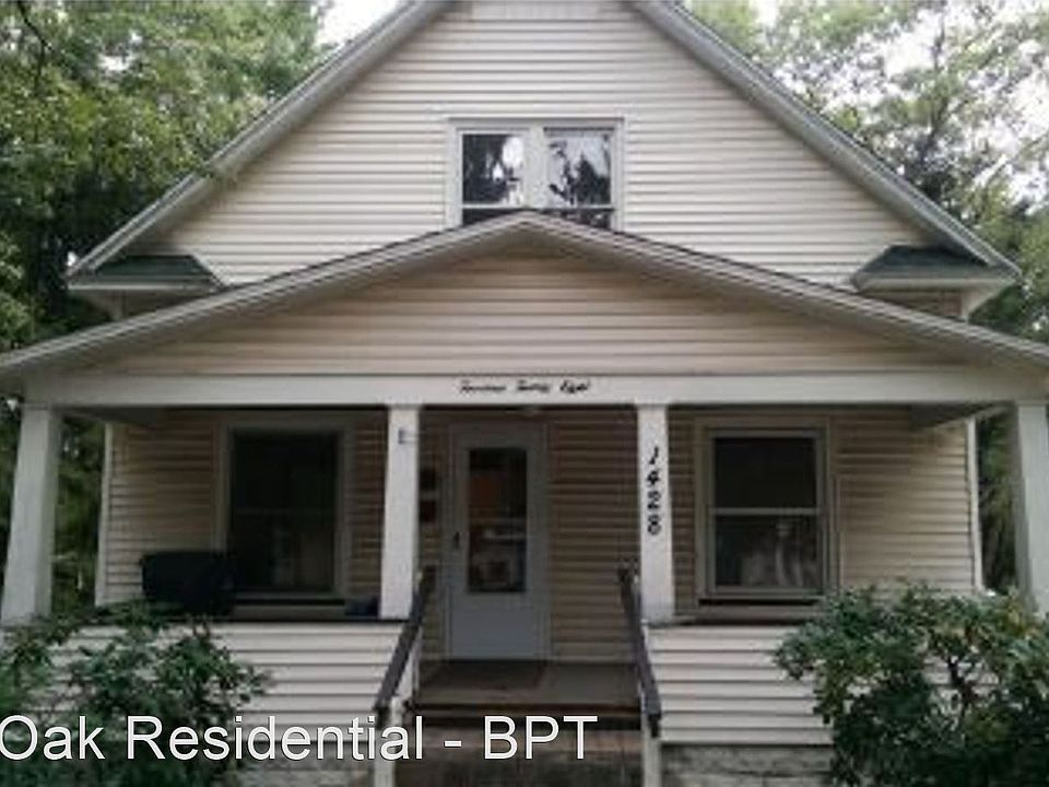 1st image of 1428 Marquette Ave