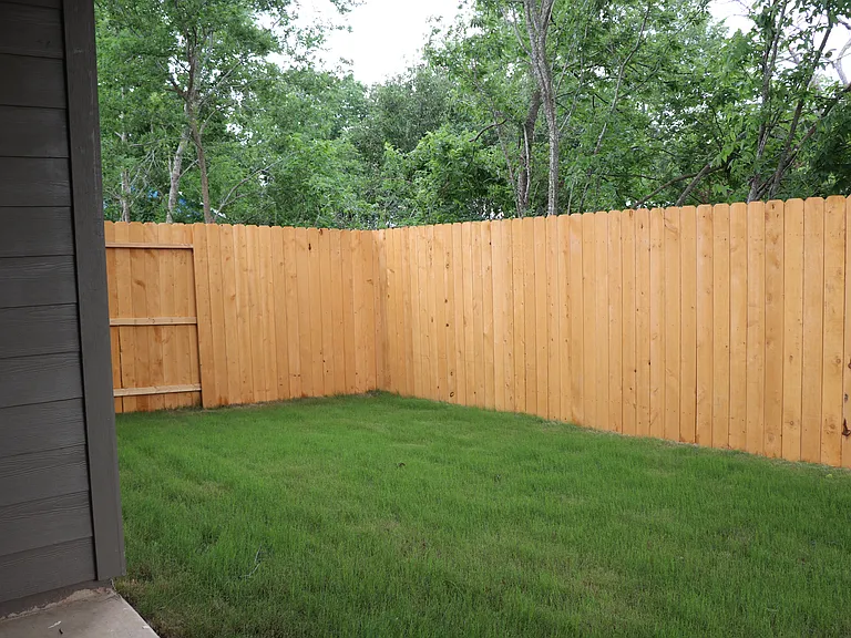 506 Hudson St — Photo 5