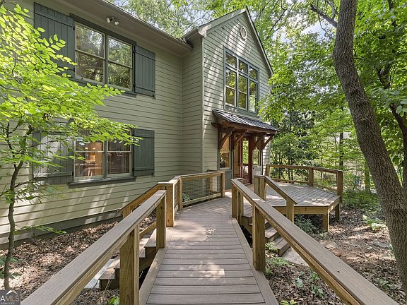 3rd image of 3886 Harts Mill Ln