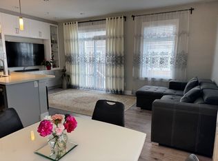 2689 Parkway Dr #19, Surrey, BC V4P0C3