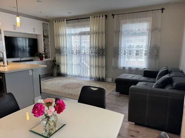 2689 Parkway Dr #19, Surrey, BC V4P 0C3