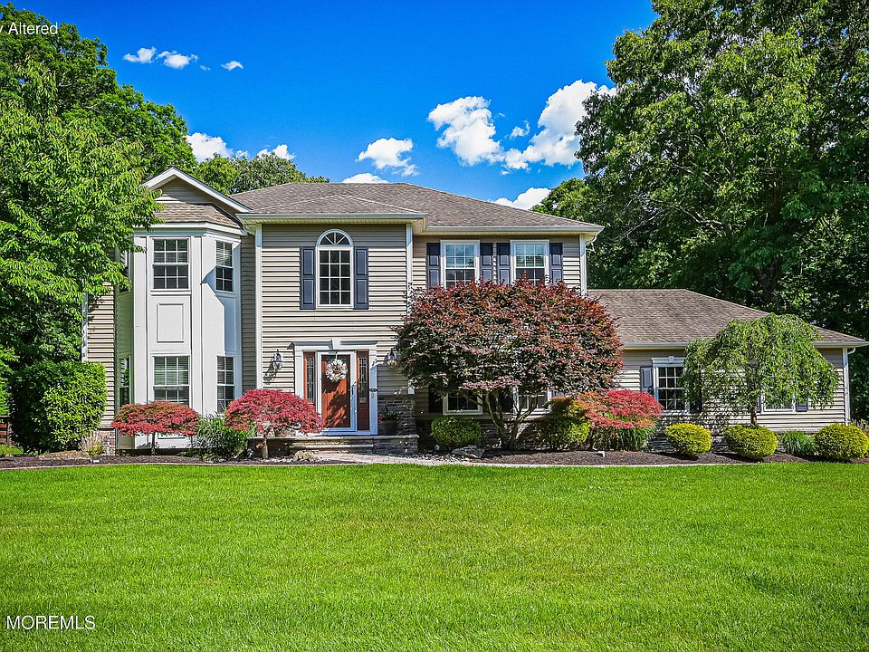 1st image of 10 Burke Drive
