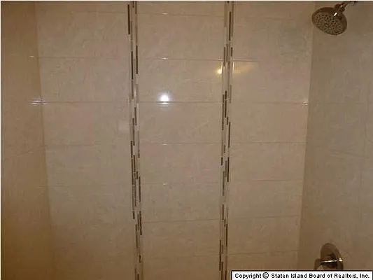 Sold by Citizens Properties, LLC | media 27