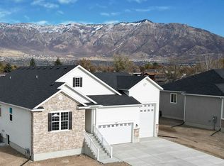 364 W 1125th, Harrisville, UT 84404
