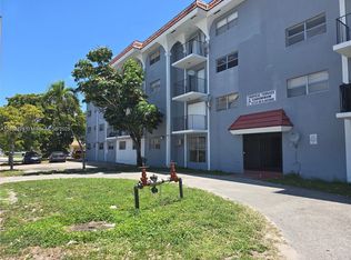 13725 NE 6th Ave APT 207, North Miami, FL 33161