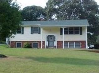 1612 Colony Rd, Pasadena, MD 21122