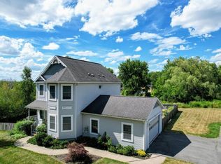 102 Fieldstone Ln, Ithaca, NY 14850