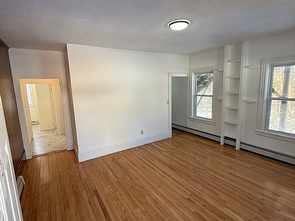 2nd image of 1305 Park St #1RIGHT
