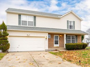 1570 Wildbrook Ct, Amelia, OH 45102