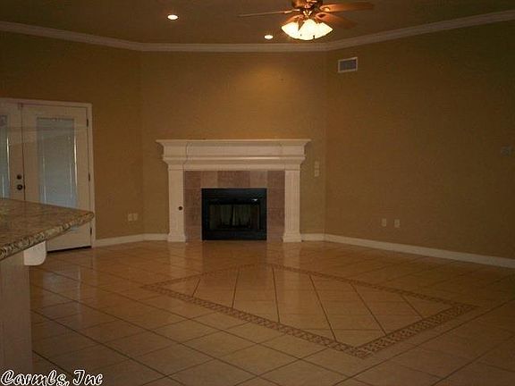4th image of 202 Bucky Beaver Dr