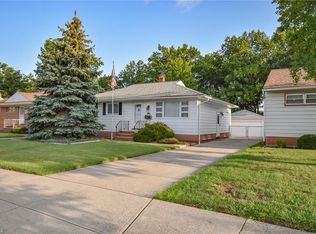 27121 Elinore Ave, Euclid, OH